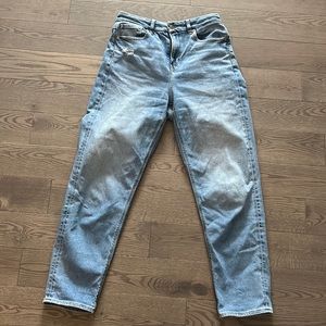 American eagle blue mom jeans